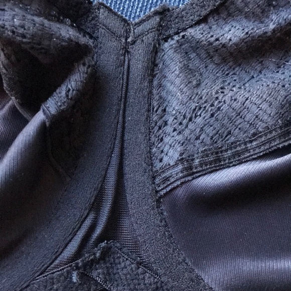 NWT Lilyette 428 Microfiber Minimizr Underwire Bra - Picture 8 of 8